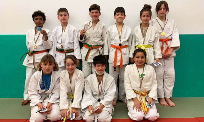 Imatge d'alguns dels judokes del club cambrilenc que van competir a la prova