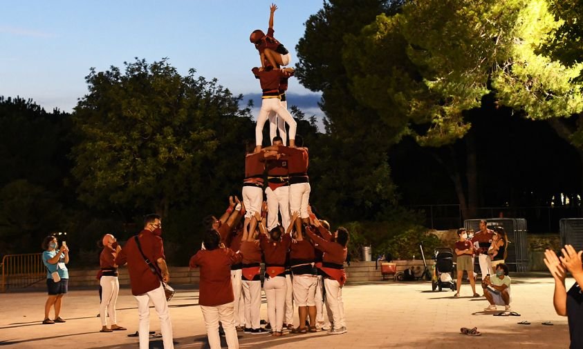 Castell dels Xiquets de Cambrils al parc del Pinaret, aquest passat 8 de setembre, en la celebració del seguici festiu estàtic