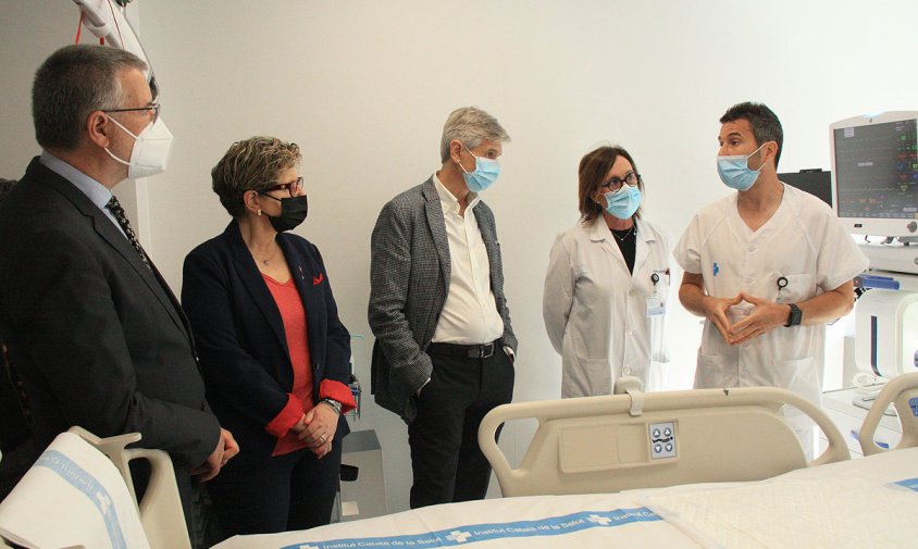 El conseller de Salut, Josep Maria Argimon, amb l'alcalde de Tarragona, Pau Ricomà, visitant les noves instal·lacions de l'hospital Joan XXIII de Tarragona