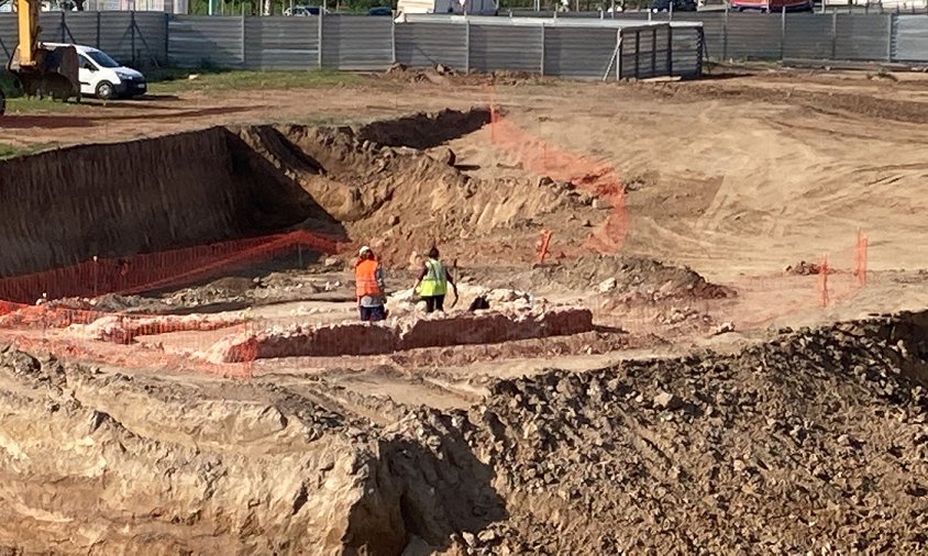 Els treballs de construcció del nou supermercat de Mercadona han quedat aturats momentàniament