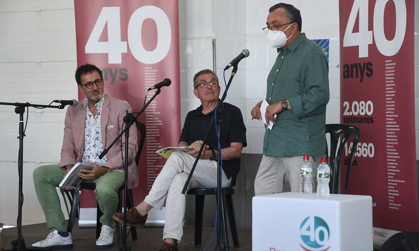 Xavier Graset, Joan Maria Clavaguera i Josep Capella, en la xerrada d'ahir al matí a les instal·lacions de la Confraria de Pescadors