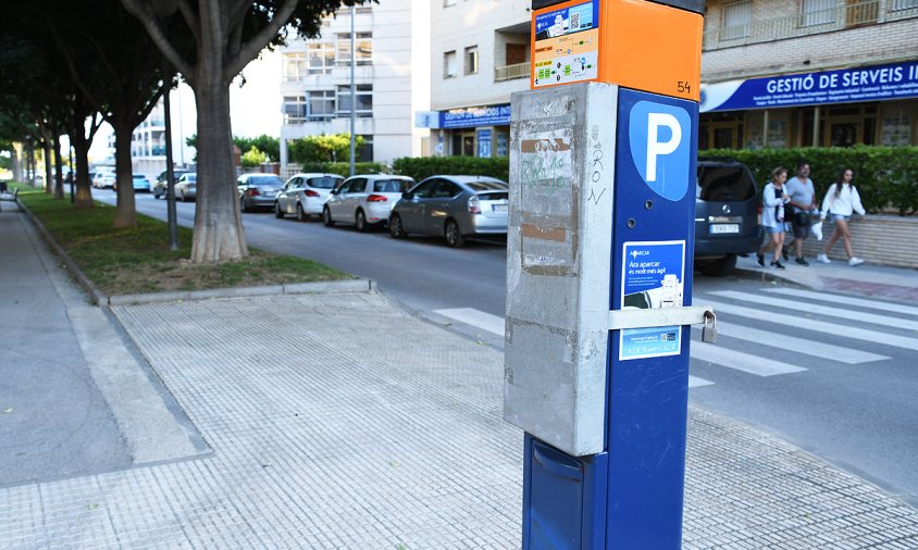 Parquímetre encara inactiu al passeig d'Horta de Santa Maria