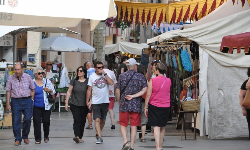 Imatge del Mercat Medieval, a la plaça de la Vila, ahir a la tarda