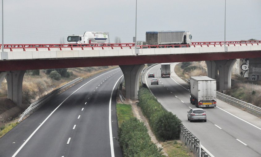 Imatge d'arxiu de l'autopista AP7 al seu pas per Cambrils