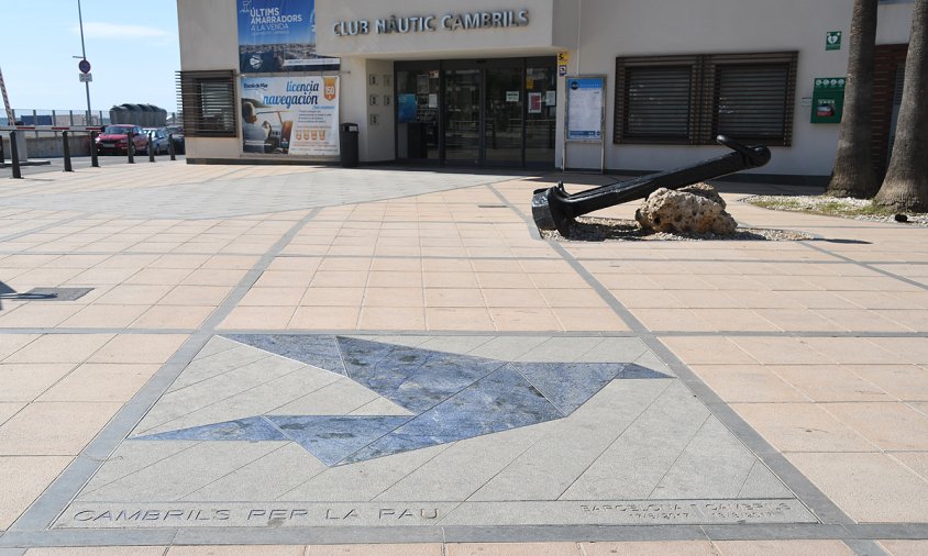 Memorial per la Pau, instal·lat al lloc on es va produir l'atemptat