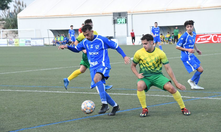 Imatge d'un partit del Cambrils Unió B, aquesta temporada