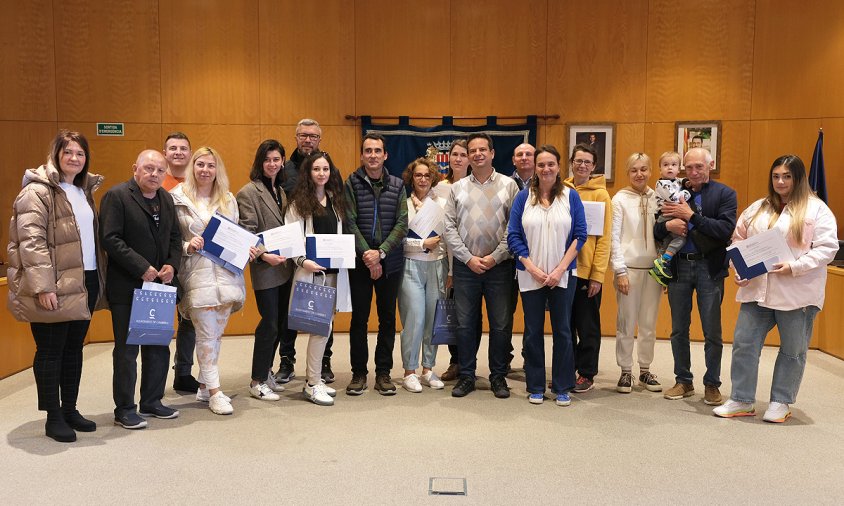 Acte de lliurament dels diplomes a la sala de plens de l'Ajuntament