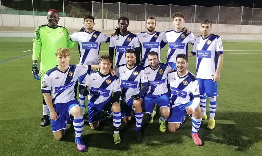 Foto de la plantilla del FC Cambrils