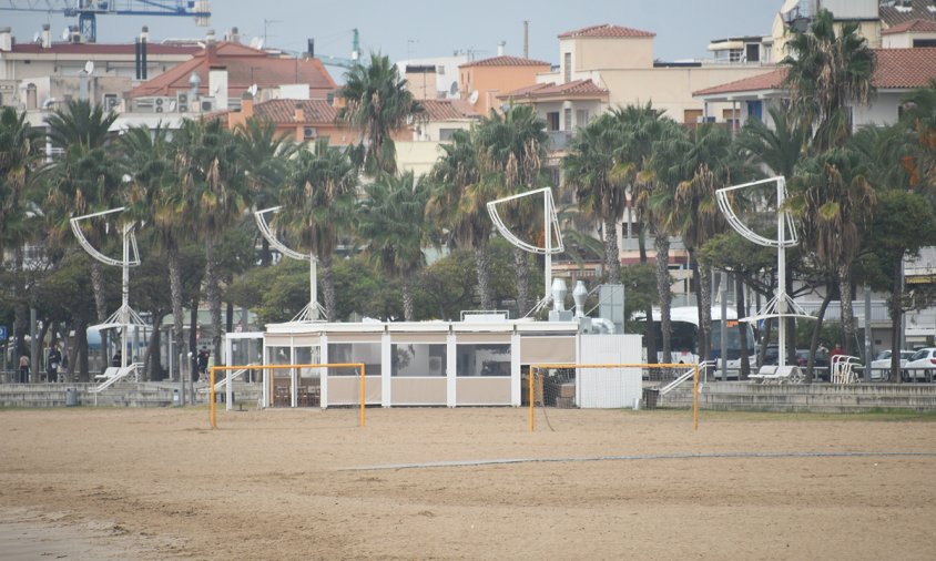 Guingueta a la platja del Regueral, aquest passat estiu