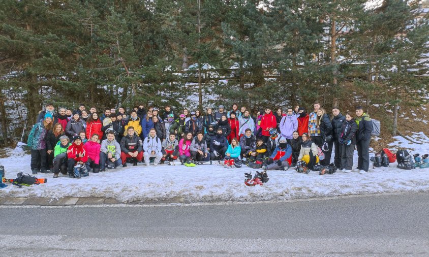 Foto de grup dels participants en l'esquiada