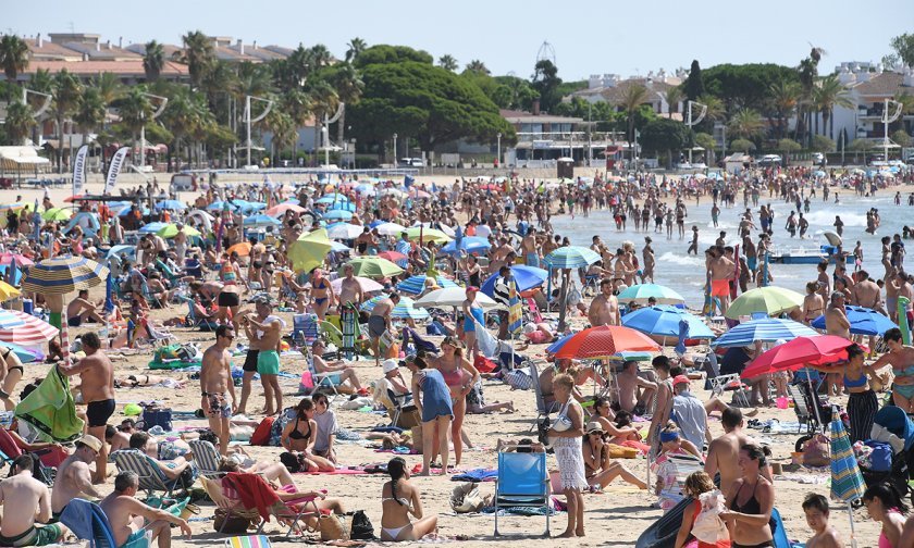 Aspecte de la platja del Regueral, l'agost de l'any passat