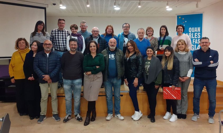 Foto de grup dels participants a la nova edició del Voluntariat per la Llengua