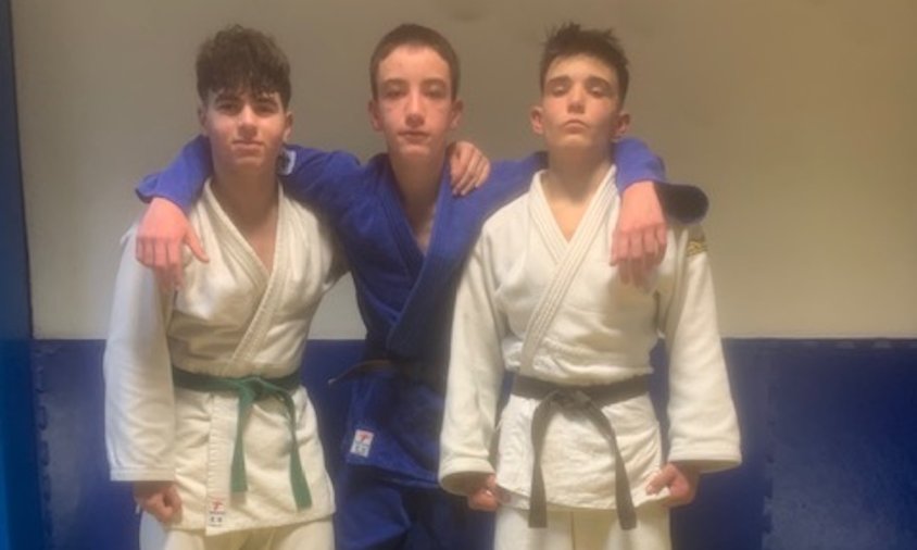 Imatge dels tres judokes cambrilencs que van competir al campionat