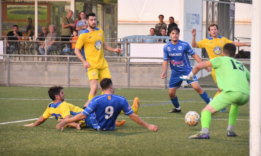 Partit de la primera volta entre el Cambrils Unió i el Catllar, el passat octubre