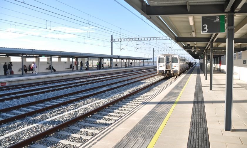 Imatge de l'estació de tren de Cambrils