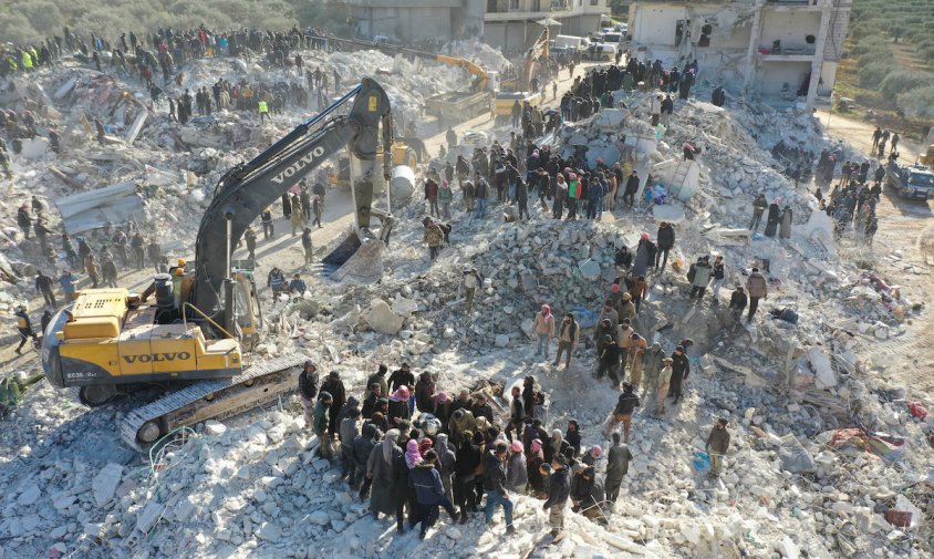 Imatge de les tasques de rescat a la província d'Idlib (Síria)