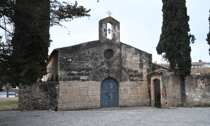 Façana de l'ermita de Mas d'en Bosch, actualment