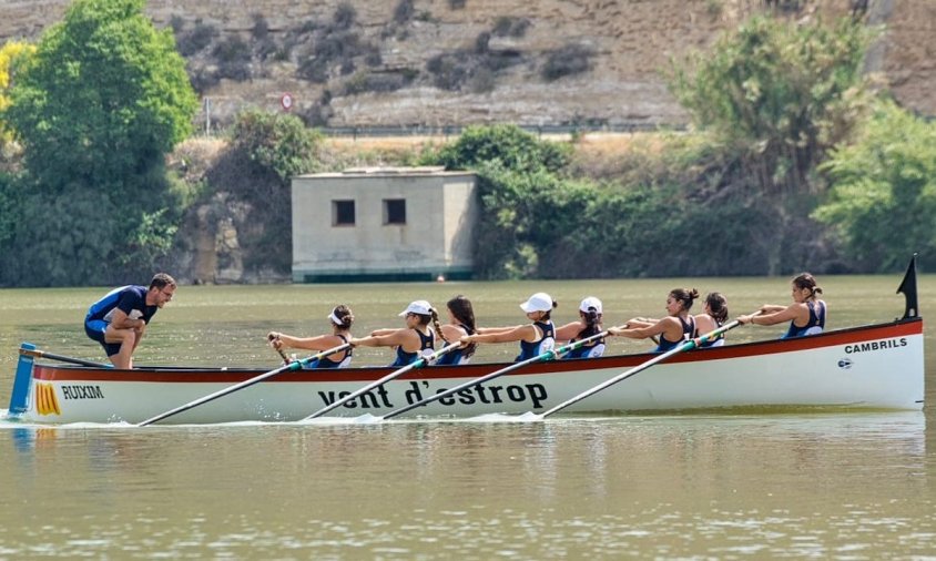 En categoria Cadet Femení, els Vent d'Estrop es van imposar a la final amb claredat