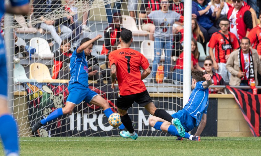 Imatge del partit entre el CF Reus i el Cambrils Unió