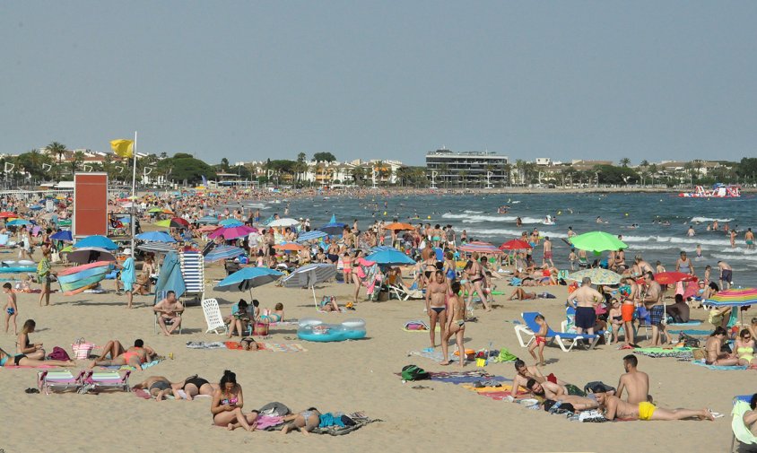 Imatge de la platja del Regueral a finals del passat mes de juny