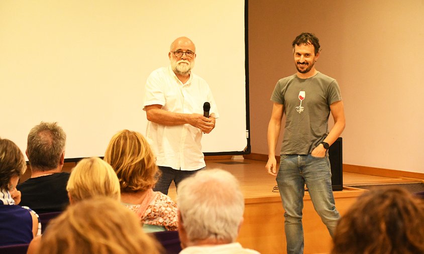 Víctor Feliu i Raúl Deamo, en el col·loqui posterior a la projecció del documental