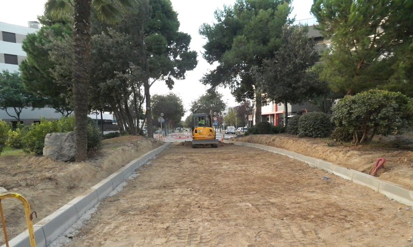 Aspecte de la rotonda, actualment en obres