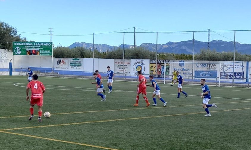 El Mora la Nova va plantar cara durant tot el partit