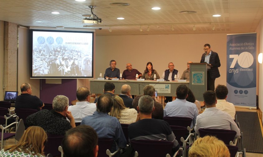 L'acte es va celebrar a la sala d'actes del Centre Cultural