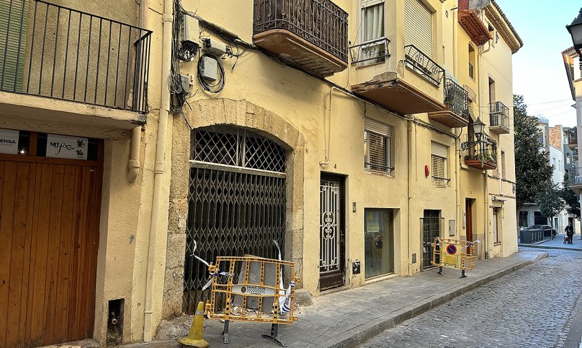 L'edifici afectat és el número 4 del carrer del Cardenal Vidal i Barraquer