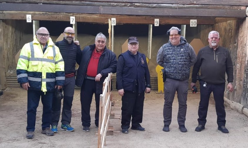 Imatge dels participants a la primera competició de recorreguts de tir