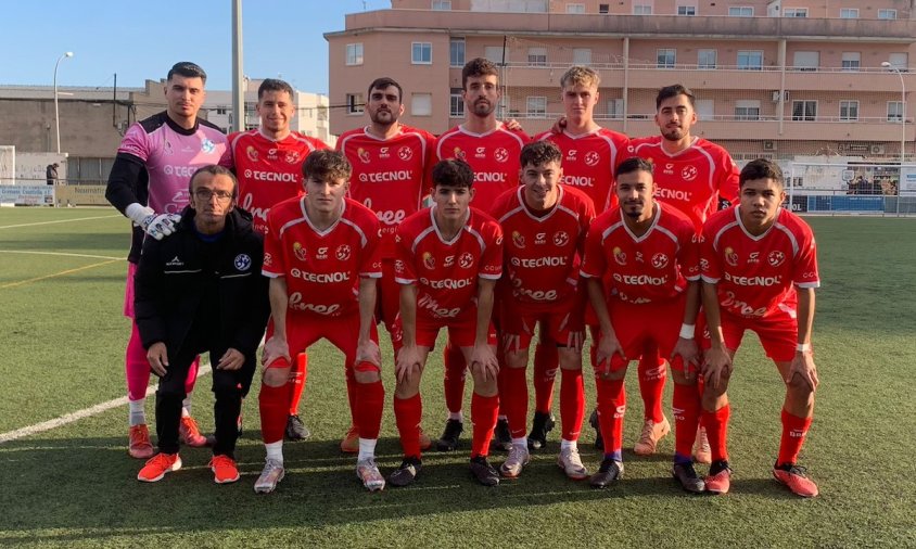 El Cambrils Unió abans de jugar contra La Sènia