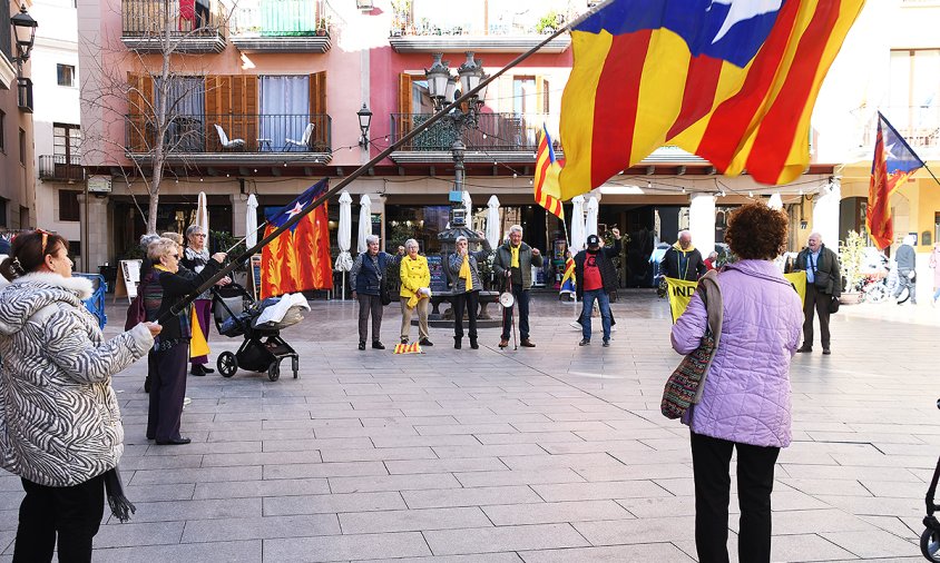 Concentració de les Àvies i Avis. ahir, a la plaça de la Vila