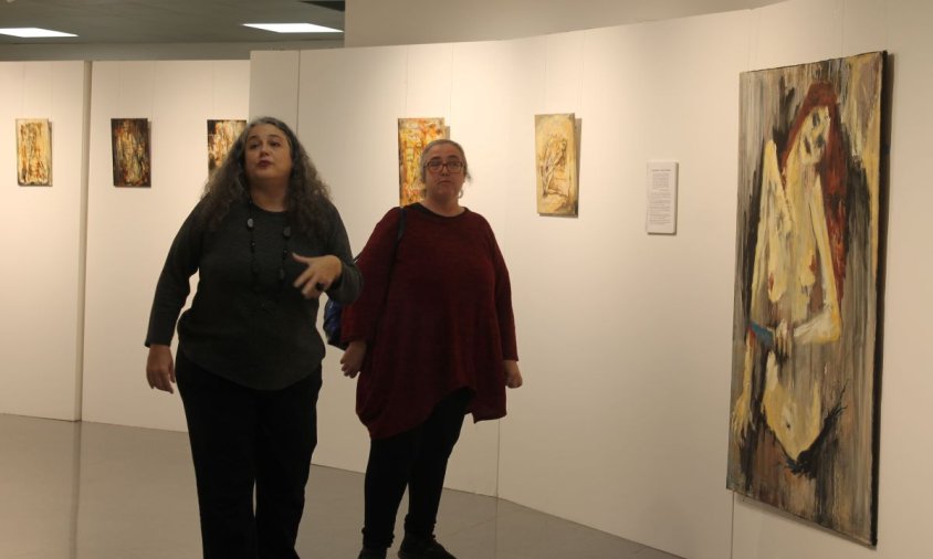 Olga i Ester Besolí durant la inauguració a la Sala Àgora