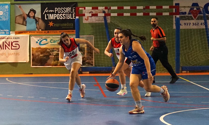 Imatge d'un partit del CB Cambrils femení aquesta temporada