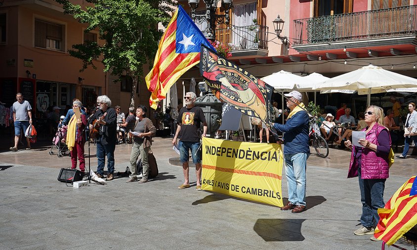 Concentració de les Àvies i Avis. ahir, a la plaça de la Vila