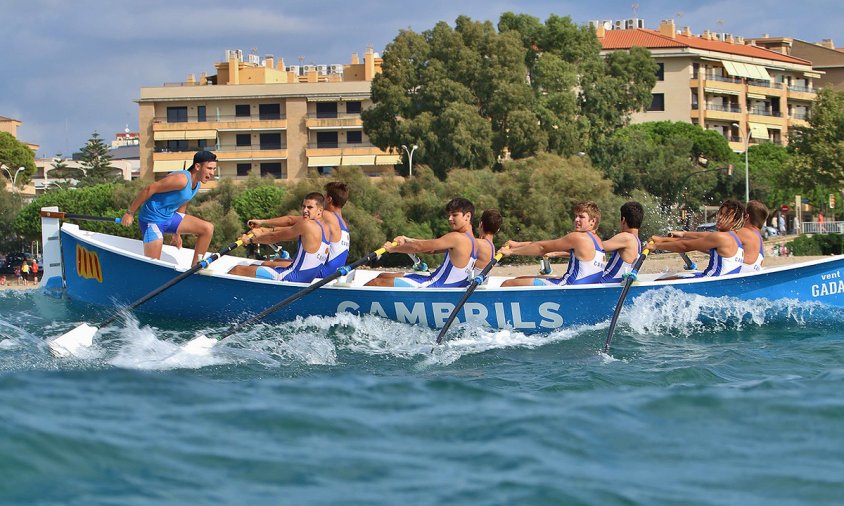 Imatge de la darrera regata de la Lliga Catalana de Llagut disputada el passat 2 de setembre a Cambrils / foto: Martita Moreno