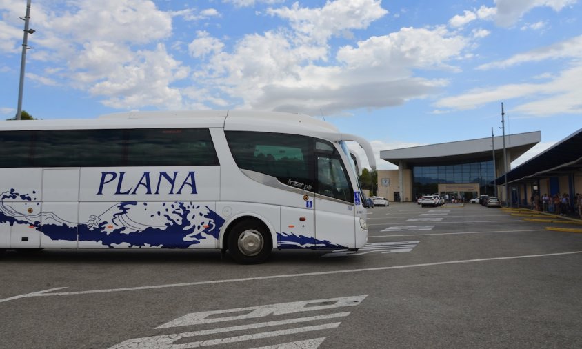 Bus a l'estació del Camp de Tarragona