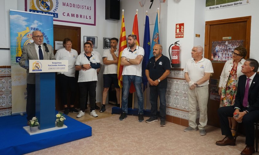 Un moment del parlament del president de la Peña Madridistas Cambrils, Joan Maria Artigau