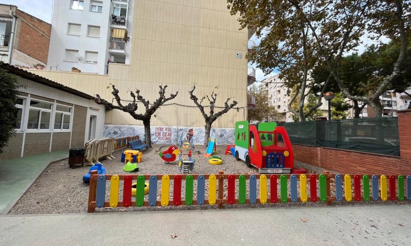 Imatge del pati del Centre Alba ubicat a la plaça de Carles Roig