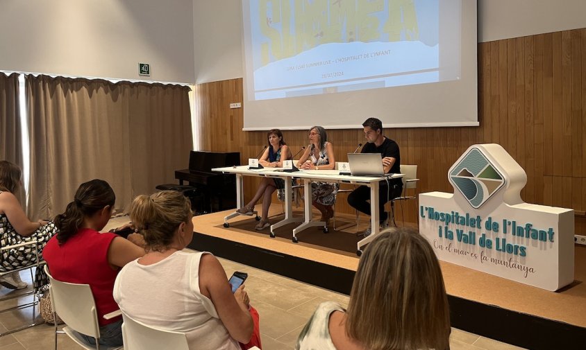 Imatge de la presentació del concert, que ha tingut lloc a la Casa de Cultura Blanca d'Anjou de l'Hospitalet de l'Infant