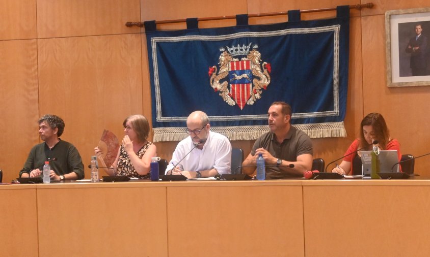 Membres de l'equip de govern durant el ple del passat divendres