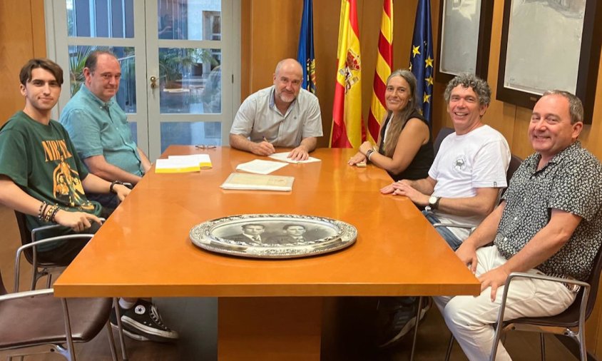 La cessió dels documents i imatges es va signar el passat 8 d'agost