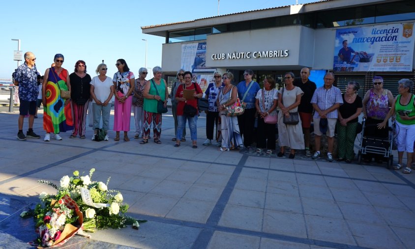 L'Assemblea Nacional Catalana va llegir un manifest davant el Memorial per la Pau