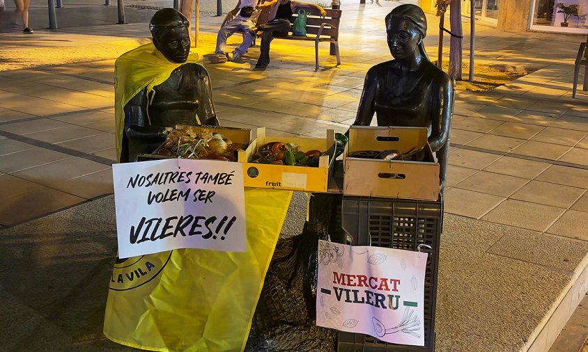 Les remedadores, tematitzades de venedores de verdures, ahir a la nit