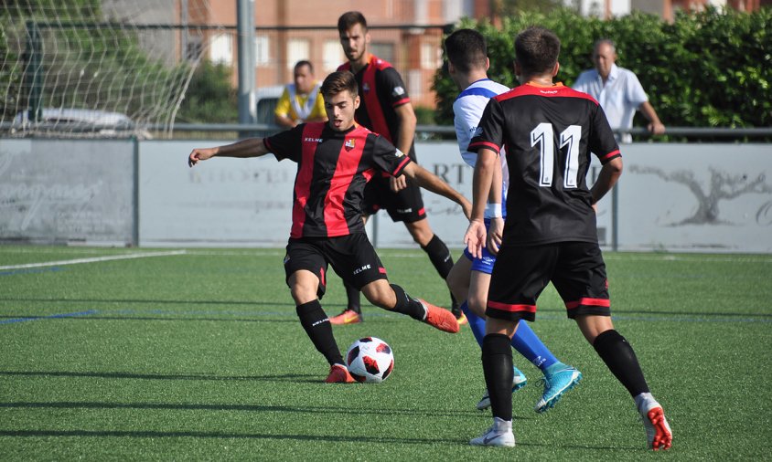 Imatge d'un partit de lliga del Reus B Cambrils aquesta temporada