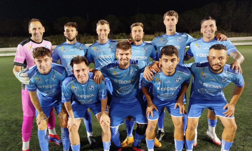 Equip titular del Cambrils Unió B contra el Salou UD