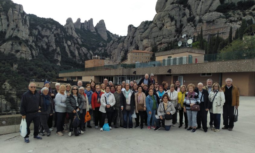 Foto de grup dels participants a la sortida a Montserrat, el passat divendres