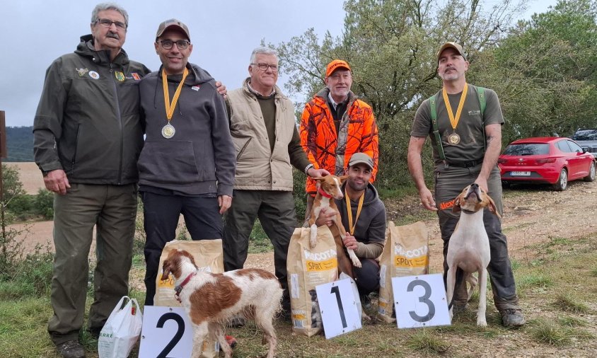 Àlex Llaveria i la seva gossa Triana es van endur la primera posició del podi