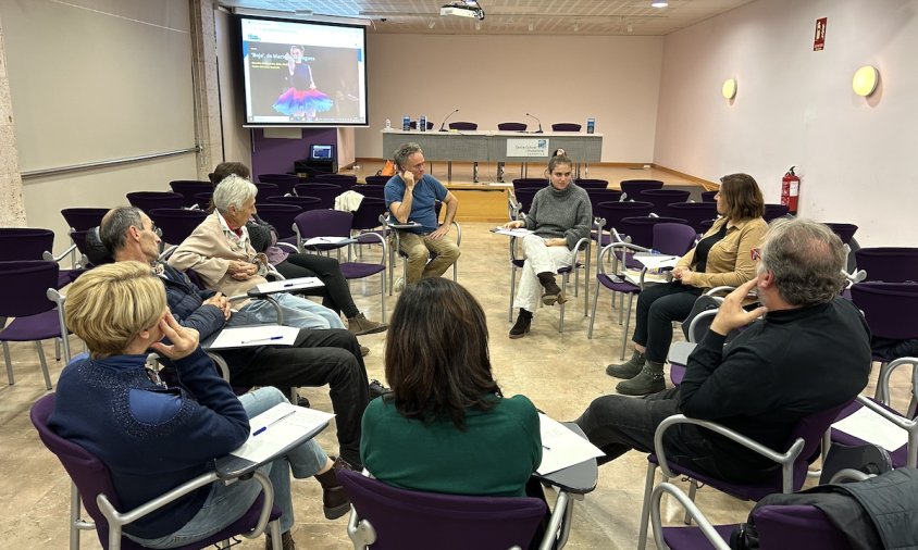 Mariona Esplugues va fer el taller ahir al vespre al Centre Cultural