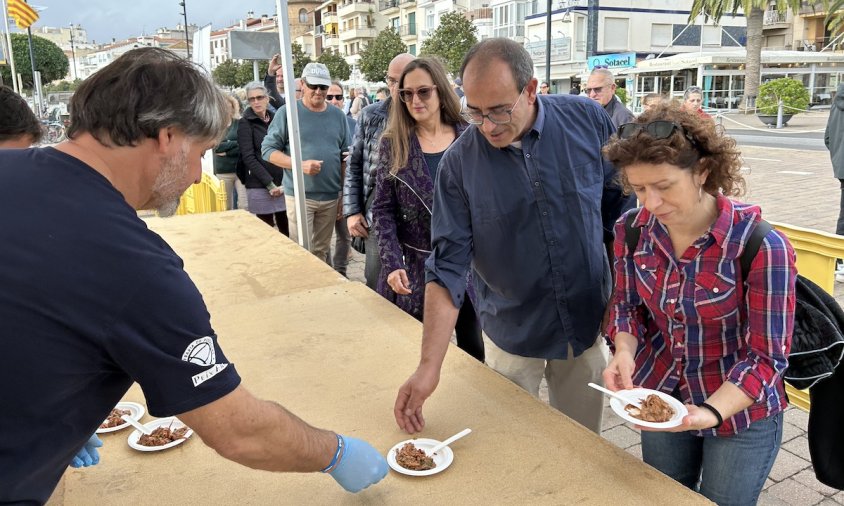 Les tapes de cananes amb ceba i tomàquet es van exhaurir en només vint minuts